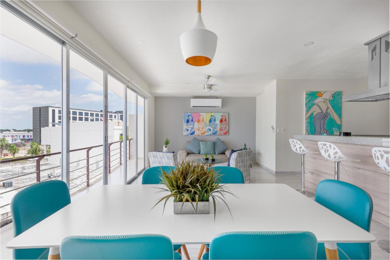 Near Airport - 3 Bedrooms - Ideal For Families! Apartment