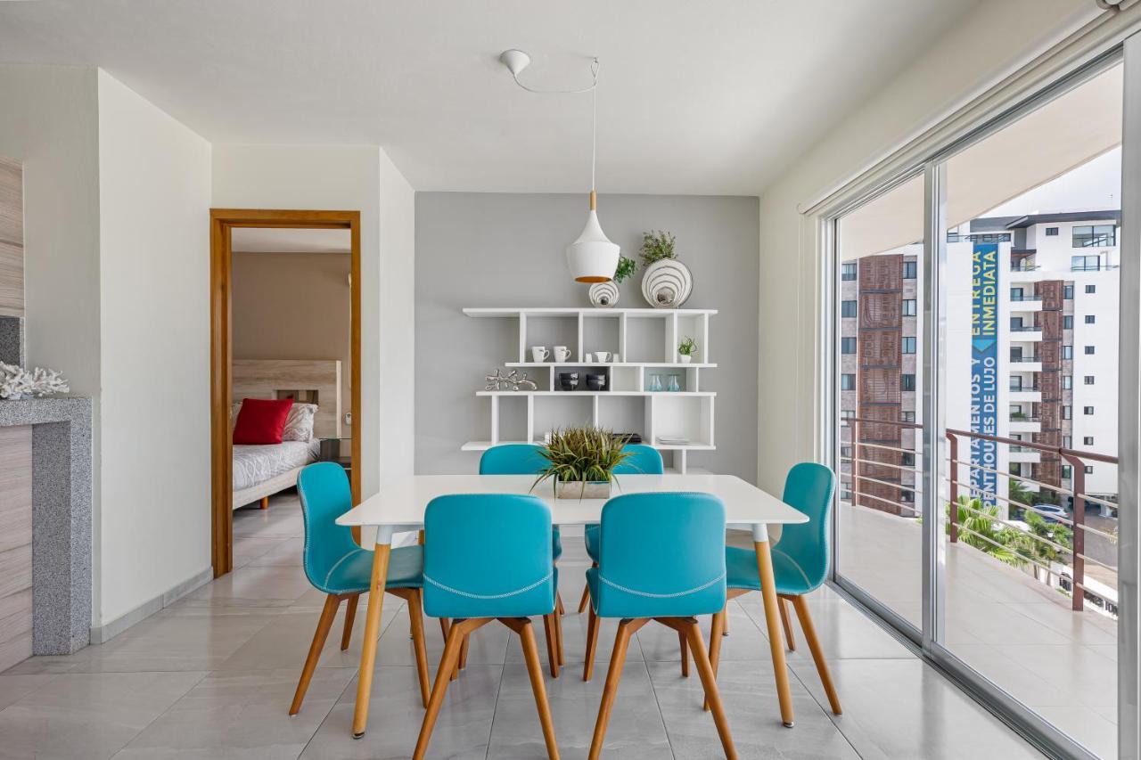 Near Airport - 3 Bedrooms - Ideal For Families! *